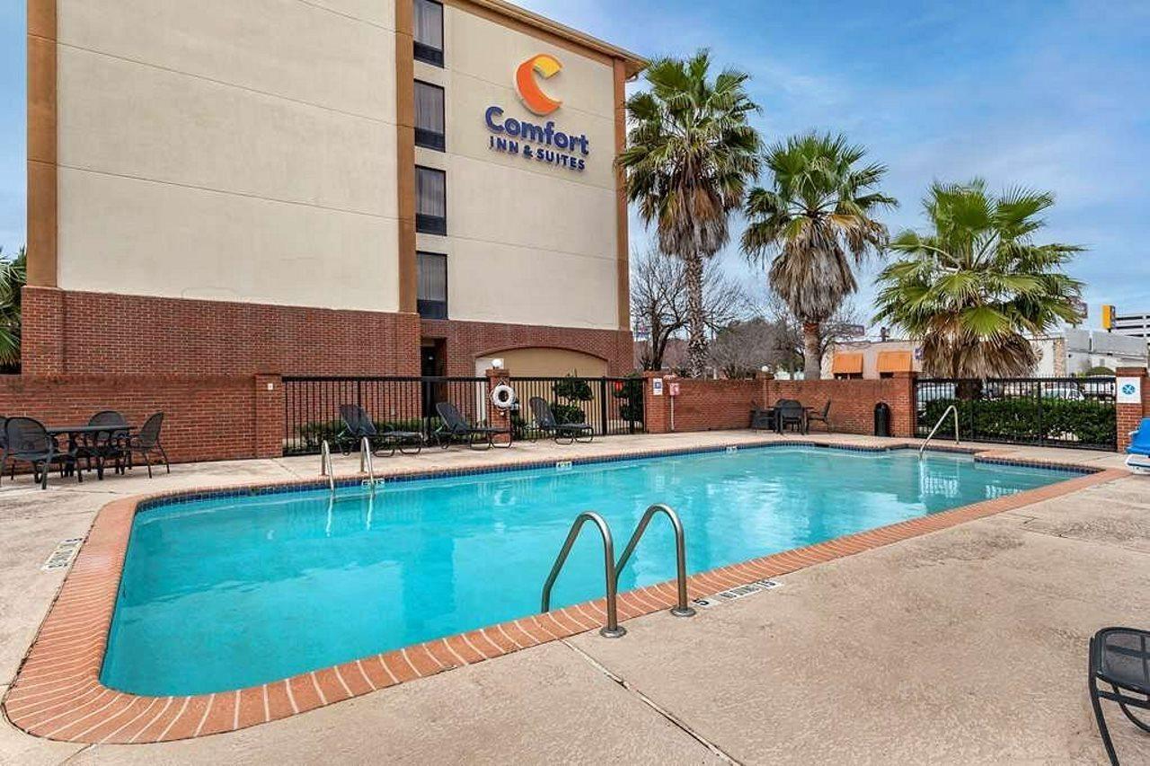 Comfort Inn & Suites Houston I-10 West Energy Corridor Exterior foto