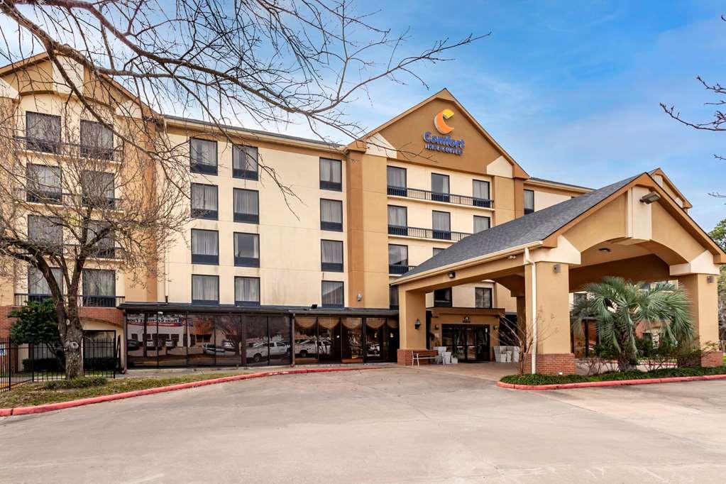 Comfort Inn & Suites Houston I-10 West Energy Corridor Exterior foto